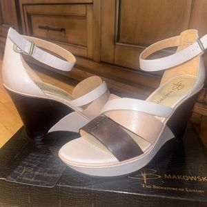 B Makowsky Women’s Heels!